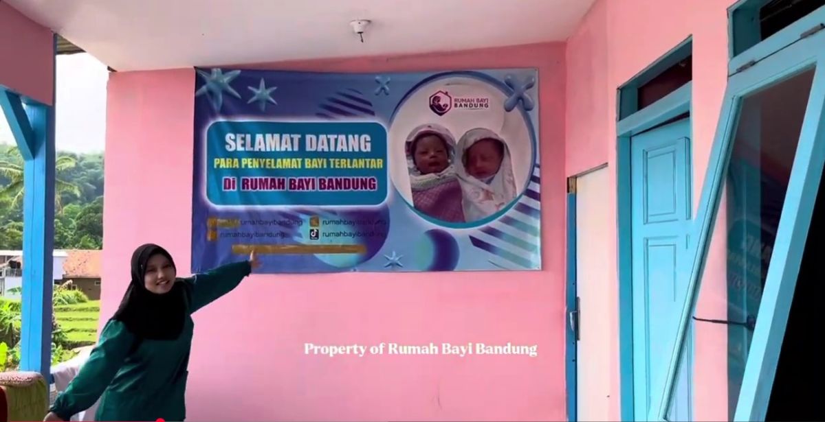 berkeliling melihat ruang-ruang penuh kehangatan